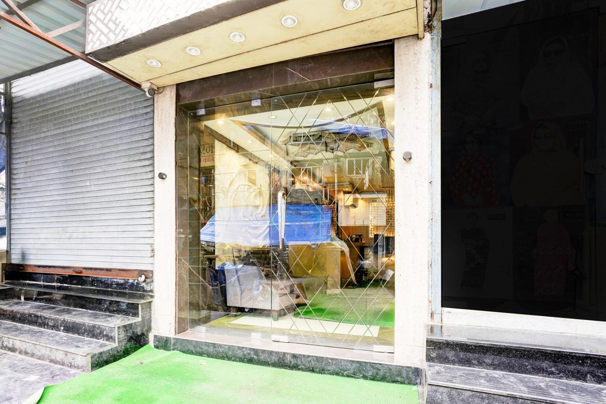 Oyo22683公园宫殿酒店 孟买 外观 照片